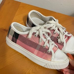 Sneakers Burberry size 31